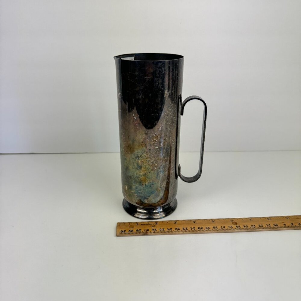 Vtg Oneida Silversmiths USA 8.25 inch Tall Thin‎ Water Pitcher Silver Plated - Picture 5 of 10